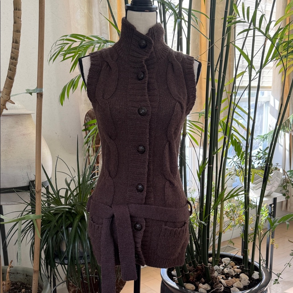 H&M Brown Sleeveless Cardigan Sweater